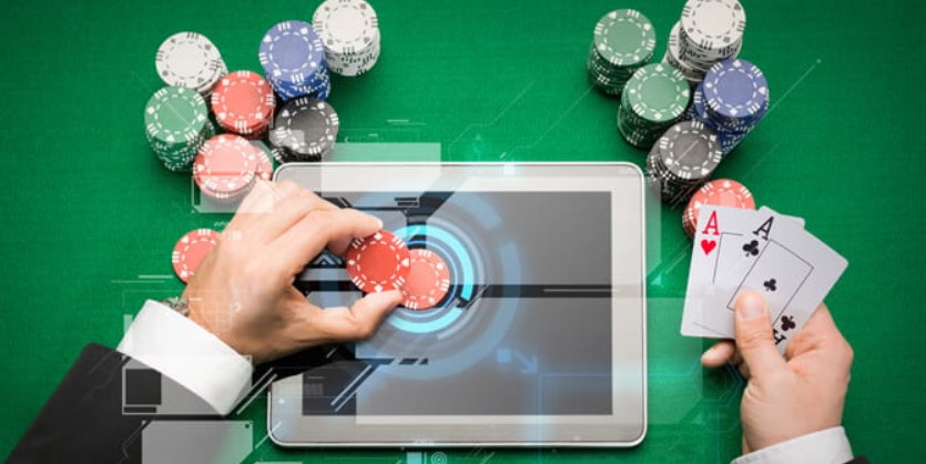 How does an online casino ensure the safety of its players 2